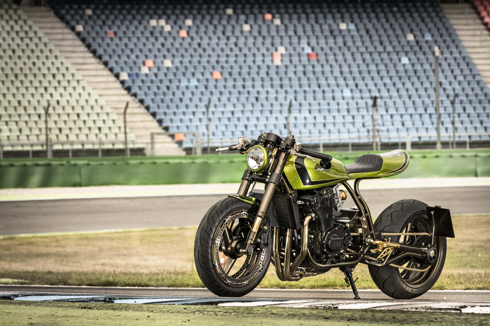 Custom Wolf Dragstyle Kawa GSXR